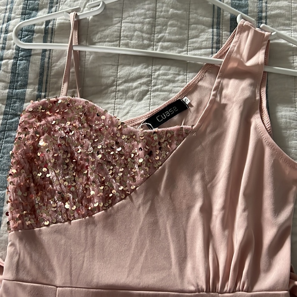 Dress - Picture 3 of 3
